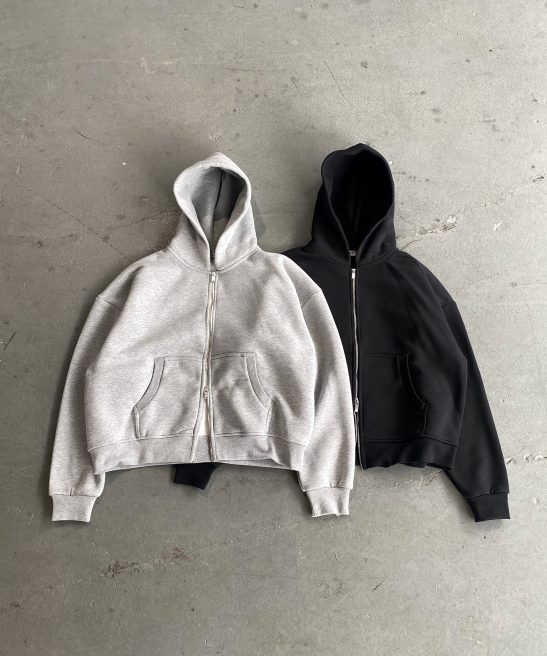 MONOCHROME COZY ZIP UP